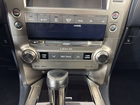 Used 2019 Lexus GX 460 w/ Navigation Package AWD/4WD image 26