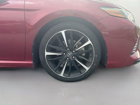 Used 2018 Toyota Camry XSE w/ Audio Package FWD image 10