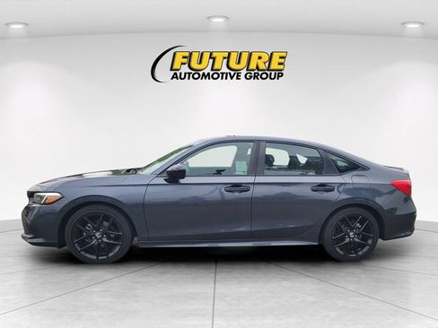Used 2024 Honda Civic Sport image 6