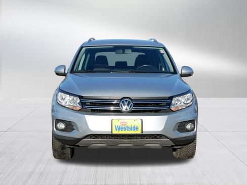 Used 2013 Volkswagen Tiguan SE image 2
