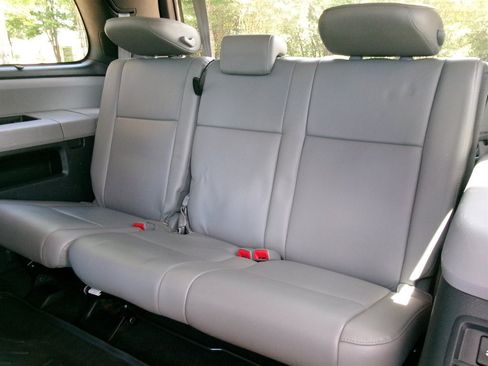 Used 2013 Toyota Sequoia Limited RWD image 36