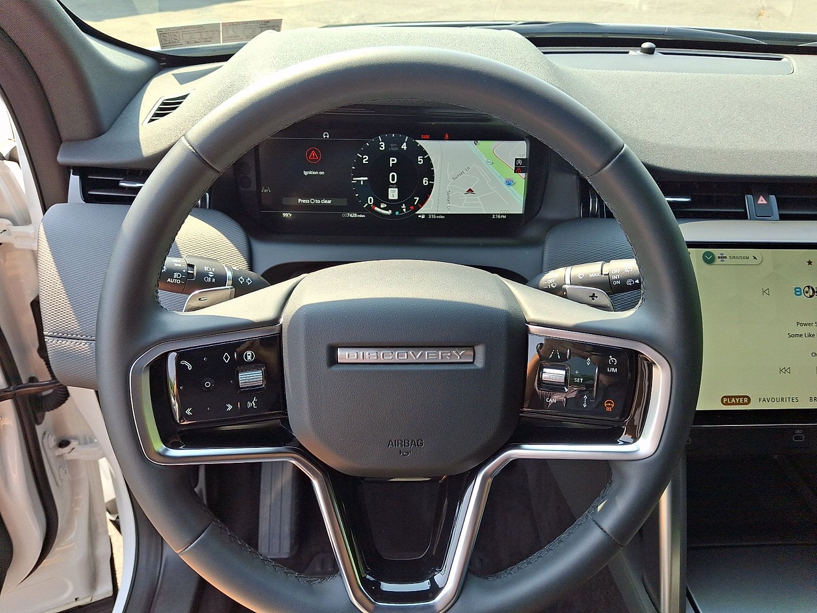 Used 2025 Land Rover Discovery Sport Dynamic SE AWD/4WD image 20