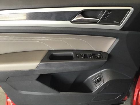 Used 2021 Volkswagen Atlas SEL Premium image 36