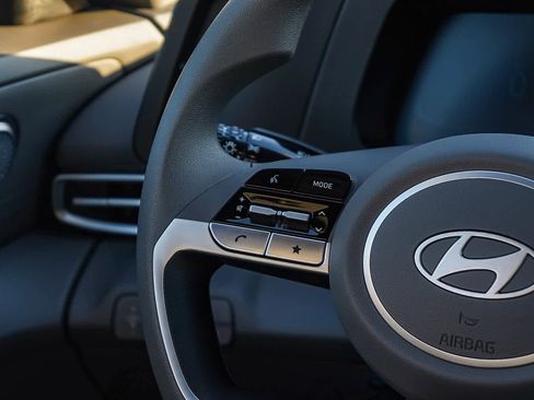 New 2026 Hyundai Elantra SE image 17