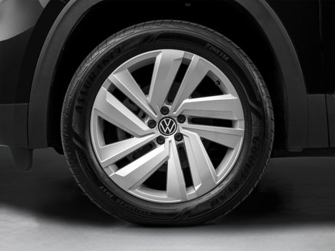 Certified 2023 Volkswagen Atlas Cross Sport SE AWD/4WD image 46