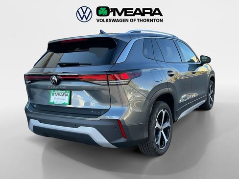 New 2025 Volkswagen Tiguan SE image 5