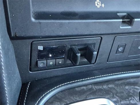 Certified 2022 Nissan Armada Platinum w/ Captain's Chairs Package image 45