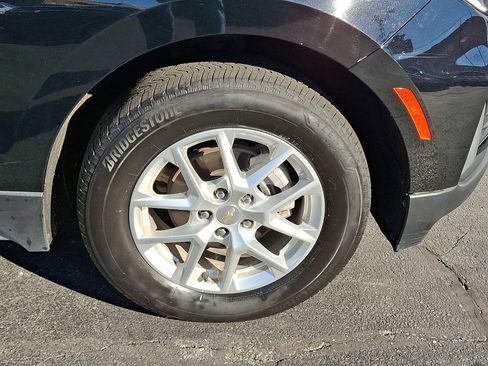 Certified 2024 Chevrolet Equinox LT image 9