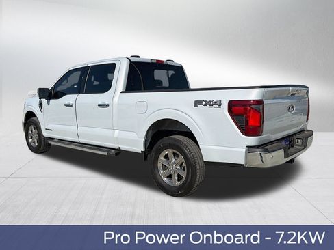 Used 2025 Ford F150 XLT w/ Equipment Group 302A MID AWD/4WD image 11