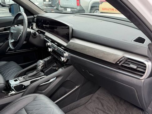 Used 2025 Kia Telluride SX Prestige X-Line AWD/4WD image 17