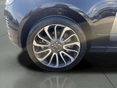 Used 2019 Land Rover Range Rover Supercharged image 21