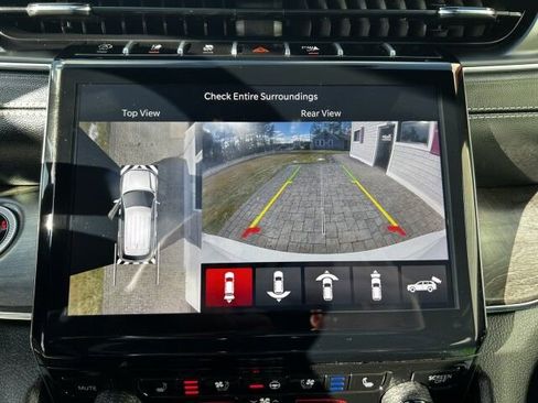 Used 2025 Jeep Grand Cherokee L Overland w/ Advanced Protech Group III image 35