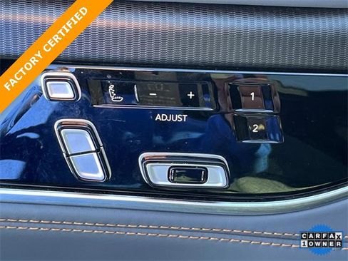 Certified 2024 Jeep Grand Wagoneer Series III w/ Rear Seat Video Group 1 image 28