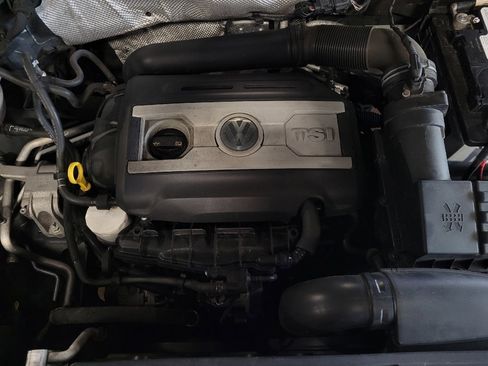 Used 2015 Volkswagen Tiguan SEL FWD image 30