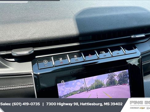 Used 2024 Jeep Grand Cherokee Laredo X RWD image 23