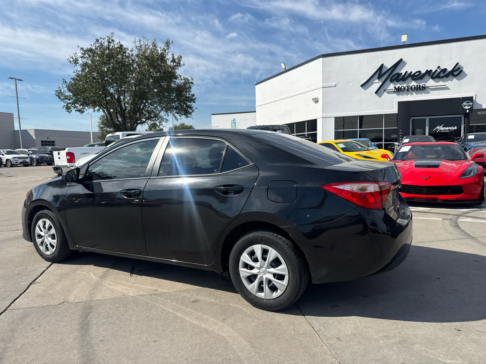 Used 2019 Toyota Corolla L FWD image 4