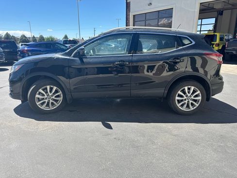 Used 2020 Nissan Rogue Sport SV AWD/4WD image 5