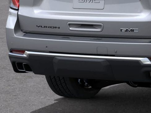 New 2026 GMC Yukon XL Denali image 14