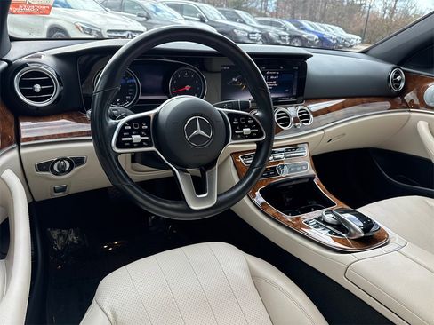 Used 2019 Mercedes-Benz E 450 4MATIC Wagon image 22
