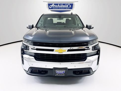 Used 2022 Chevrolet Silverado 1500 LT w/ Z71 Off-Road Package AWD/4WD image 2