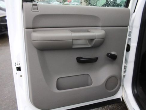 Used 2008 Chevrolet Silverado 3500 W/T image 18