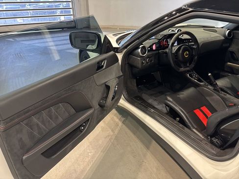 Used 2020 Lotus Evora image 12