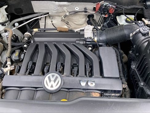 Used 2021 Volkswagen Atlas Cross Sport SEL Premium R-Line w/ Cross Sport MDO Package AWD/4WD image 64