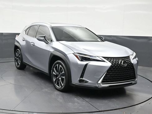 Used 2023 Lexus UX 250h FWD w/ Accessory Package (Z2) image 8