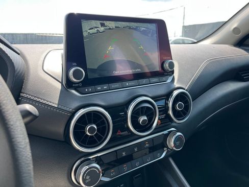 Used 2025 Nissan Sentra SV FWD image 19