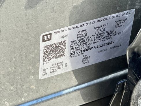 Used 2024 Chevrolet Equinox EV RS FWD image 52