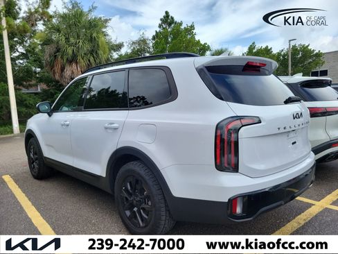 Used 2025 Kia Telluride AWD image 6