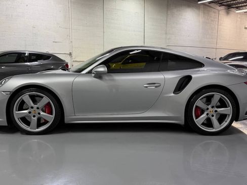 Used 2017 Porsche 911 4 Coupe AWD/4WD image 27