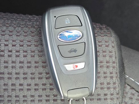 Certified 2025 Subaru Outback Premium w/ Popular Package #1 AWD/4WD image 28