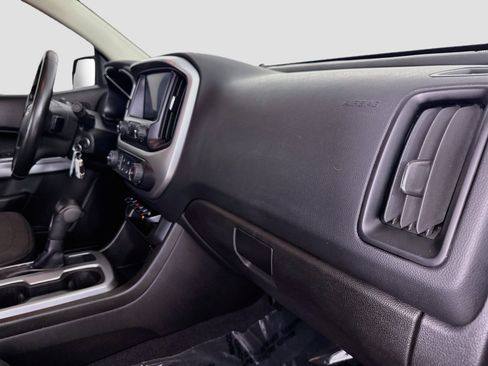 Used 2021 Chevrolet Colorado LT w/ Safety Package RWD image 30