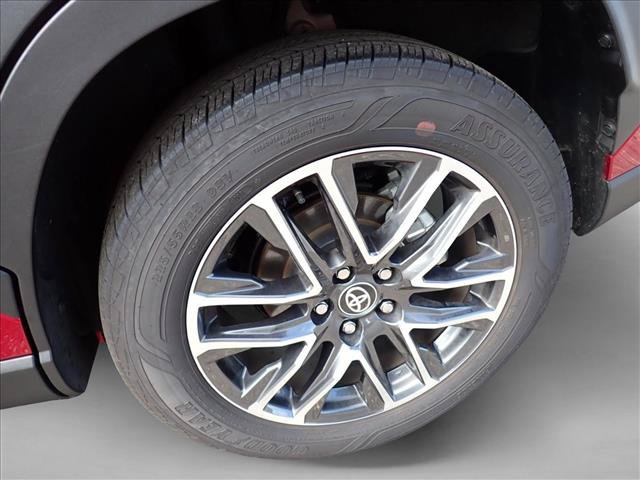 Certified 2026 Toyota Corolla Cross XLE w/ Convenience Package AWD/4WD image 7