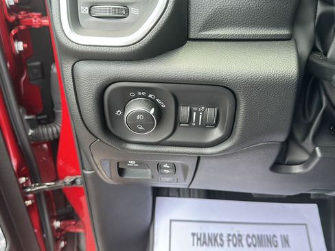 Used 2026 RAM 1500 Laramie w/ Chrome Appearance Group AWD/4WD image 11
