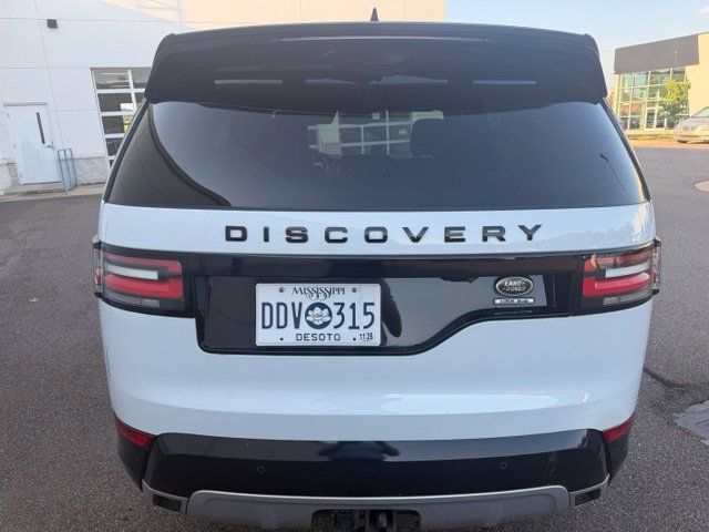 Used 2018 Land Rover Discovery HSE AWD/4WD image 4