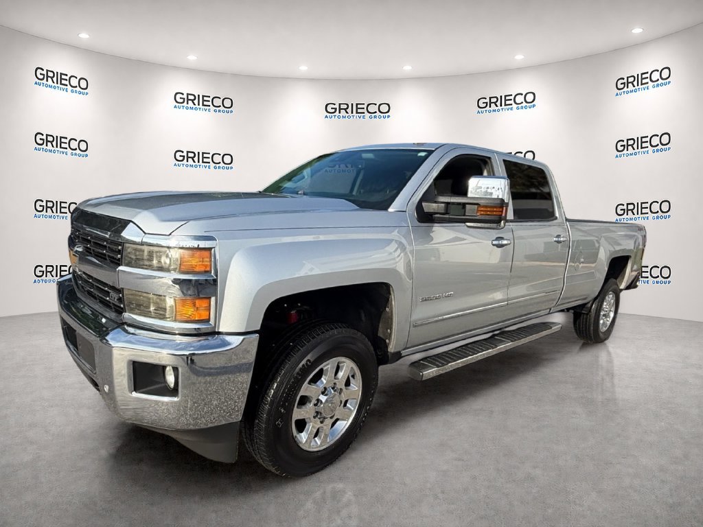 Used 2015 Chevrolet Silverado 2500 LTZ w/ LTZ Plus Package AWD/4WD image 3