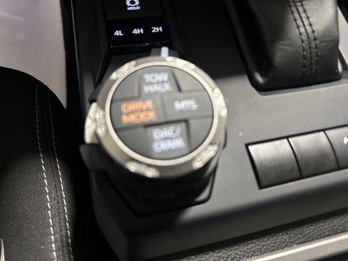 Used 2024 Toyota Tacoma TRD Off-Road image 20