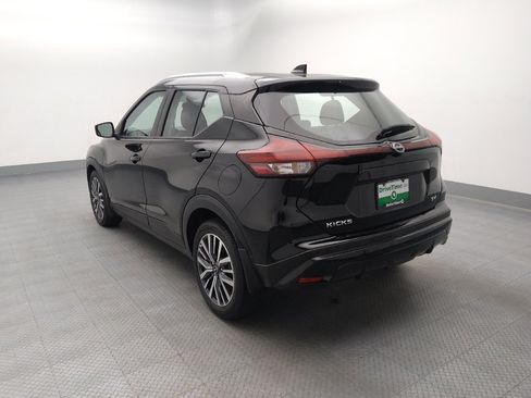 Used 2023 Nissan Kicks SV FWD image 6