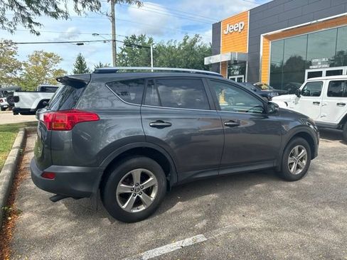 Used 2015 Toyota RAV4 XLE AWD/4WD image 5