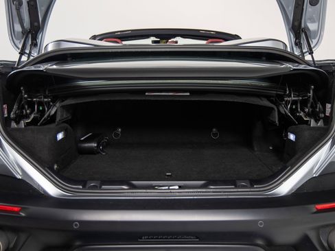 Certified 2019 Ferrari Portofino image 50