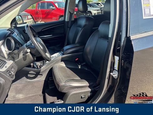 Used 2018 Dodge Journey GT w/ Driver Convenience Group FWD image 13
