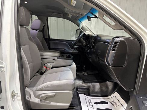 Used 2019 Chevrolet Silverado 2500 W/T AWD/4WD image 12