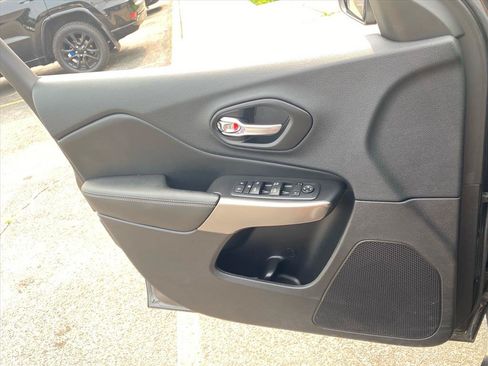 Used 2021 Jeep Cherokee Latitude Lux AWD/4WD image 21