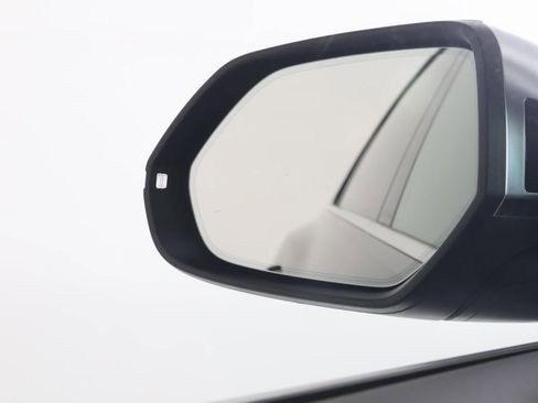 Used 2024 Audi SQ8 Premium Plus image 32