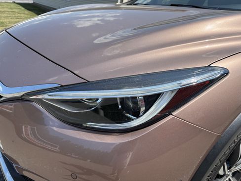 Used 2019 INFINITI QX30 AWD w/ Proassist Package image 10