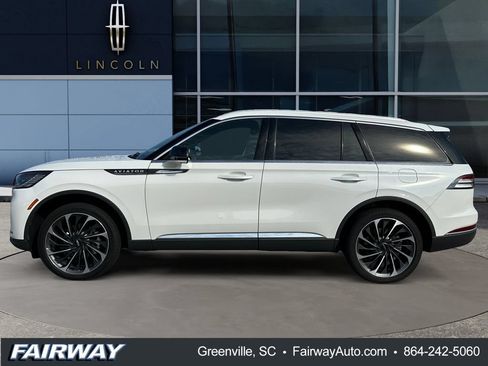 Used 2025 Lincoln Aviator Reserve w/ Equipment Group 201A AWD/4WD image 8