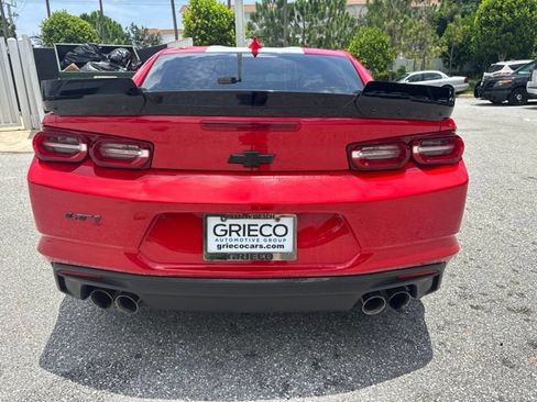 Used 2024 Chevrolet Camaro LT RWD image 3