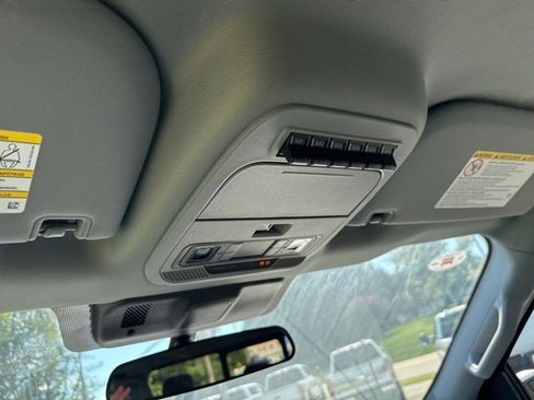 New 2026 Ford F350 XLT image 33